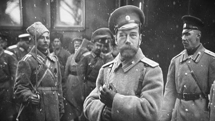 Б министерская чехарда в 1916 г. Отречение Николая II.